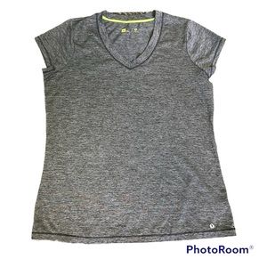 Xersion Short Sleeve Quick-dri Lightweight Activewear T-shirt
Women’s Medium